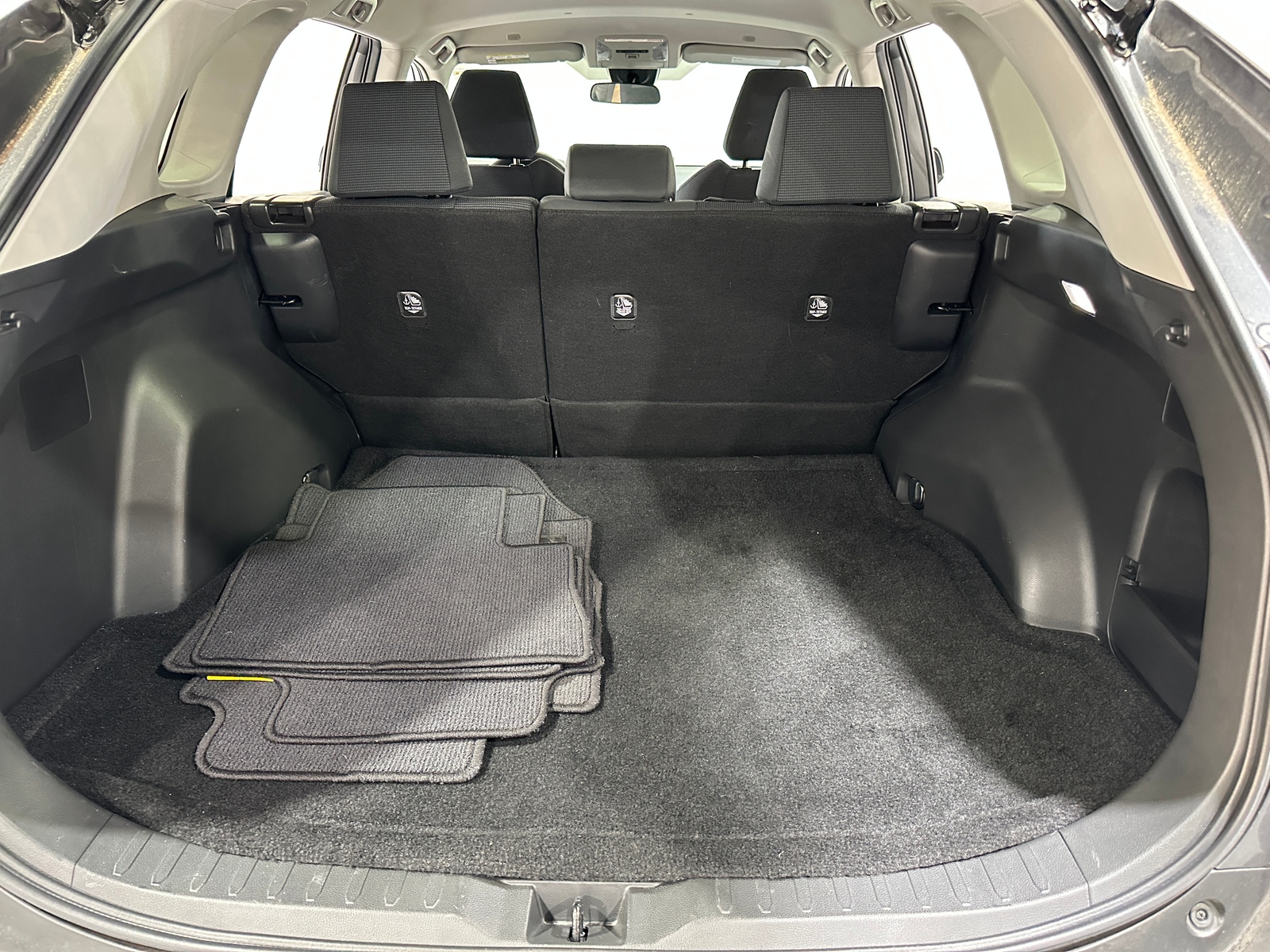 Thumbnail: 2023 Toyota RAV4 - 7