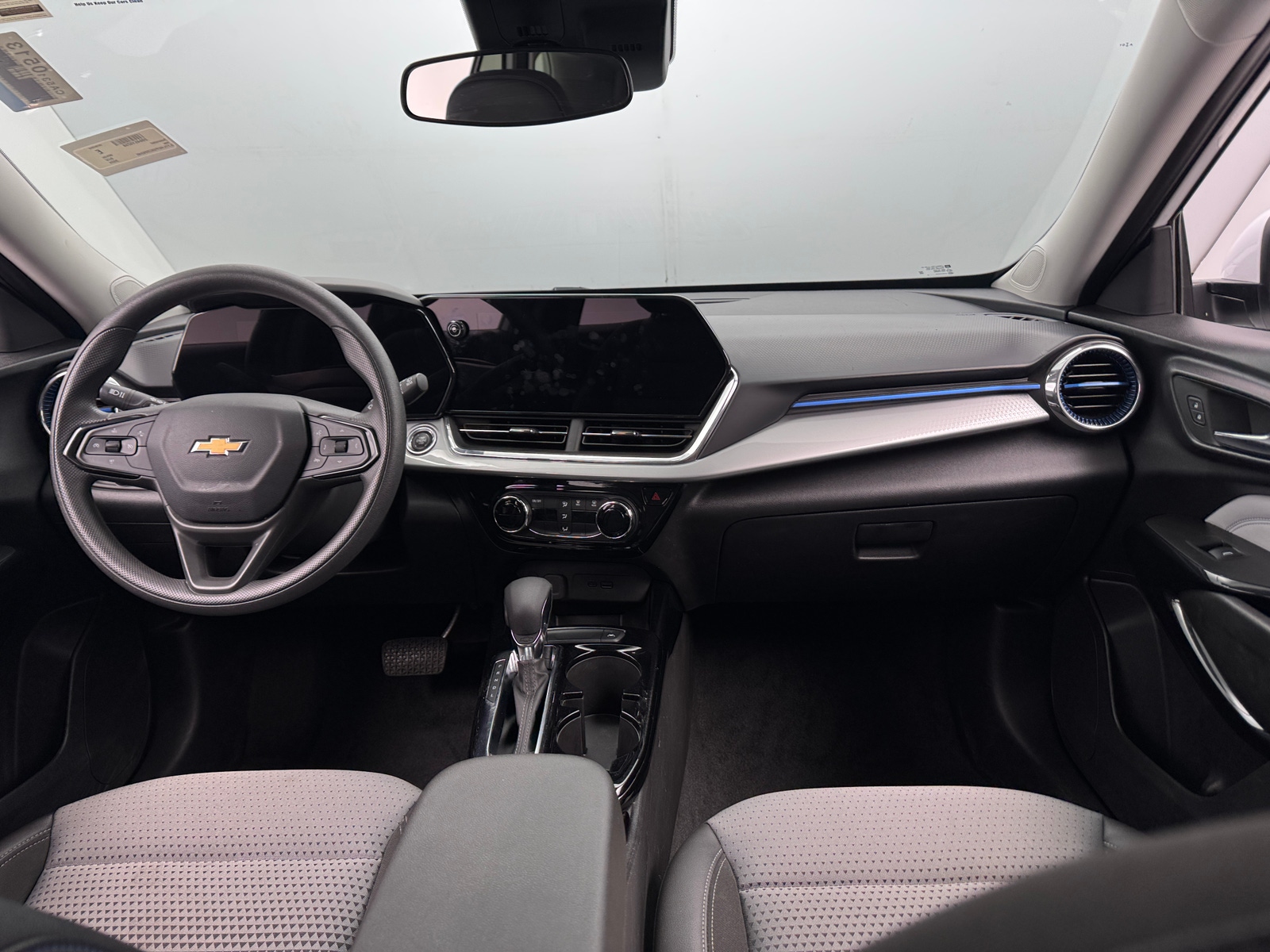 Thumbnail: 2025 Chevrolet Trax - 3