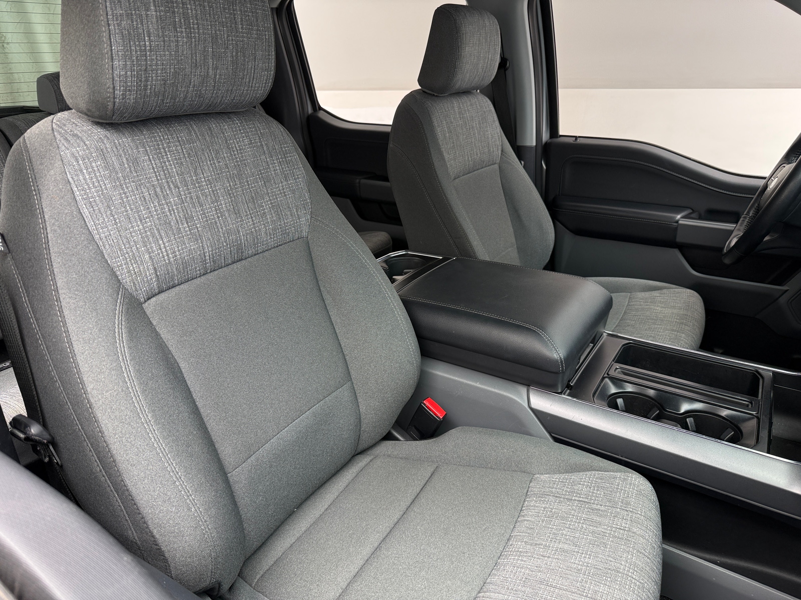 Thumbnail: 2022 Ford Econoline - 2