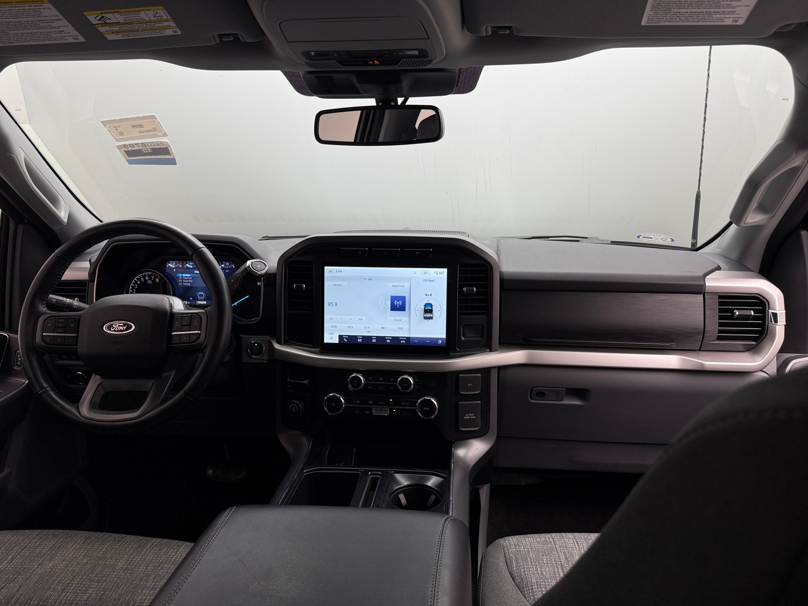 Thumbnail: 2022 Ford Econoline - 3