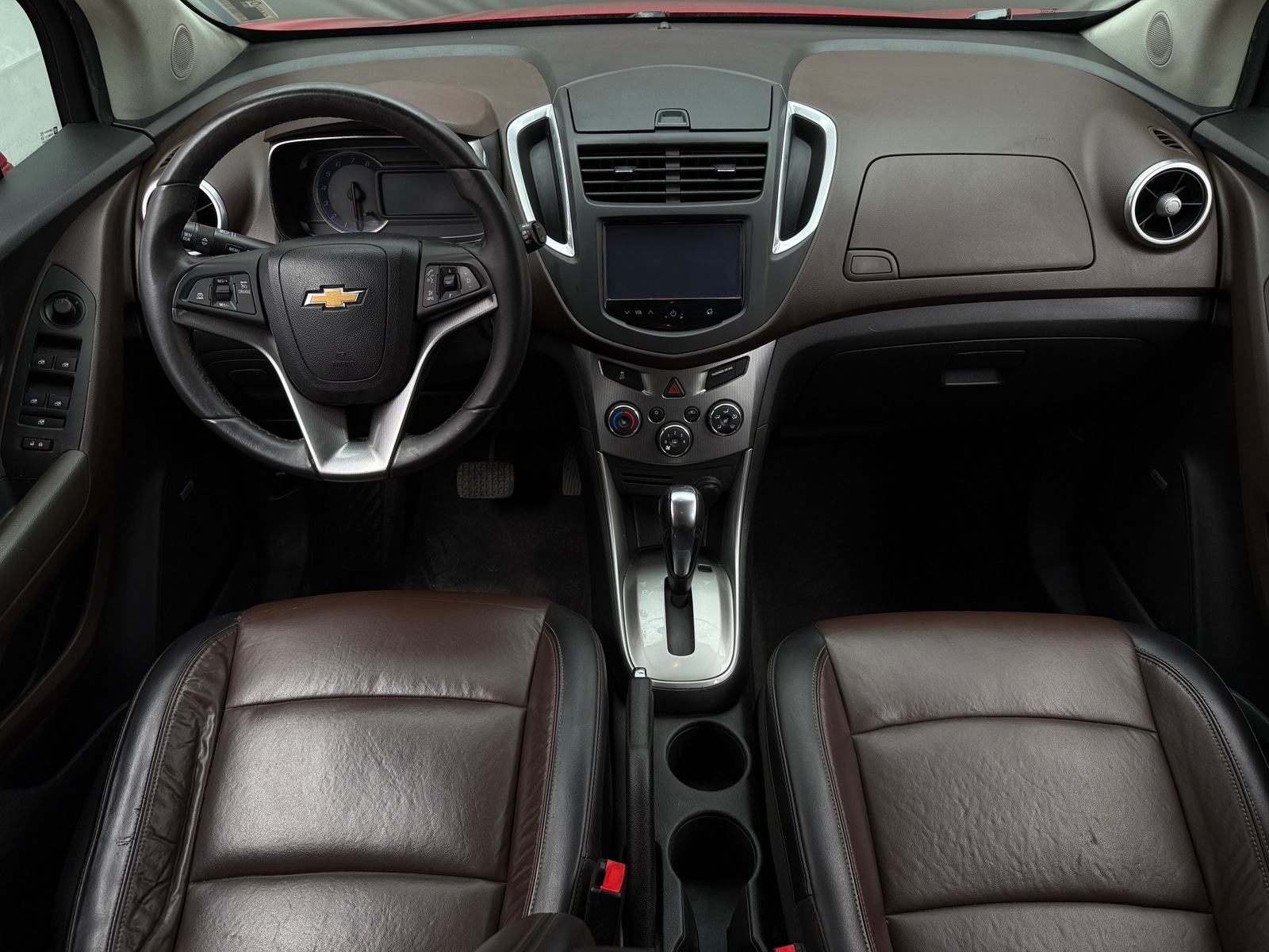 Thumbnail: 2015 Chevrolet Trax - 2