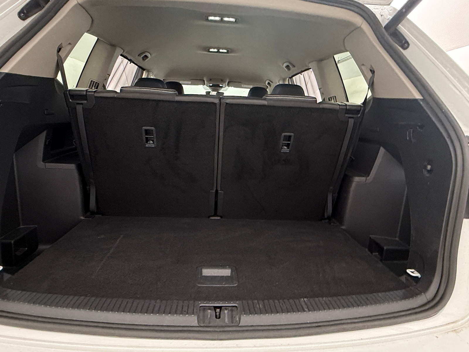 Thumbnail: 2025 Volkswagen Atlas - 6