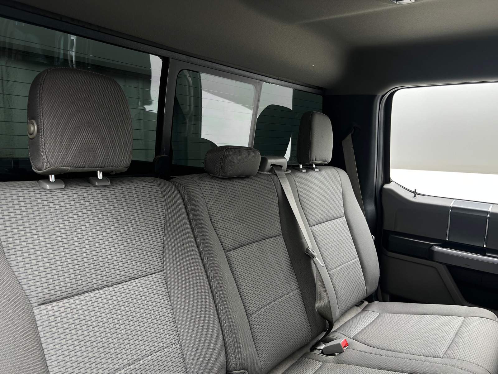 Thumbnail: 2018 Ford Econoline - 6