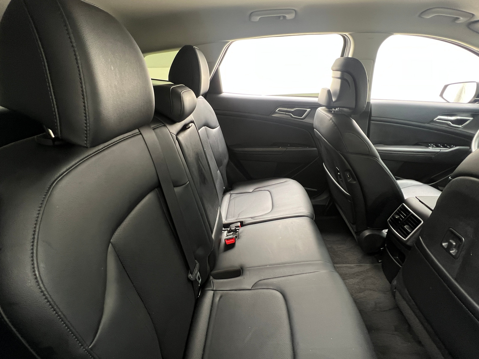 Thumbnail: 2023 Kia Sportage - 5