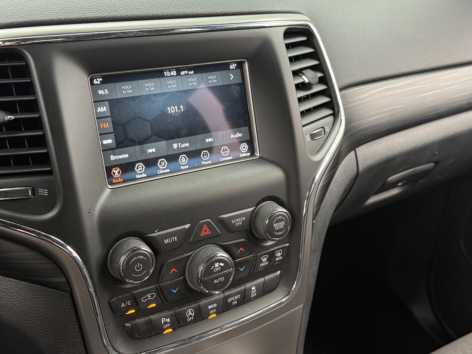 Thumbnail: 2020 Jeep Grand Cherokee - 4