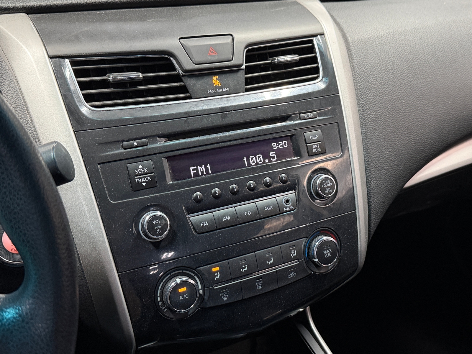 Thumbnail: 2015 Nissan Altima - 4