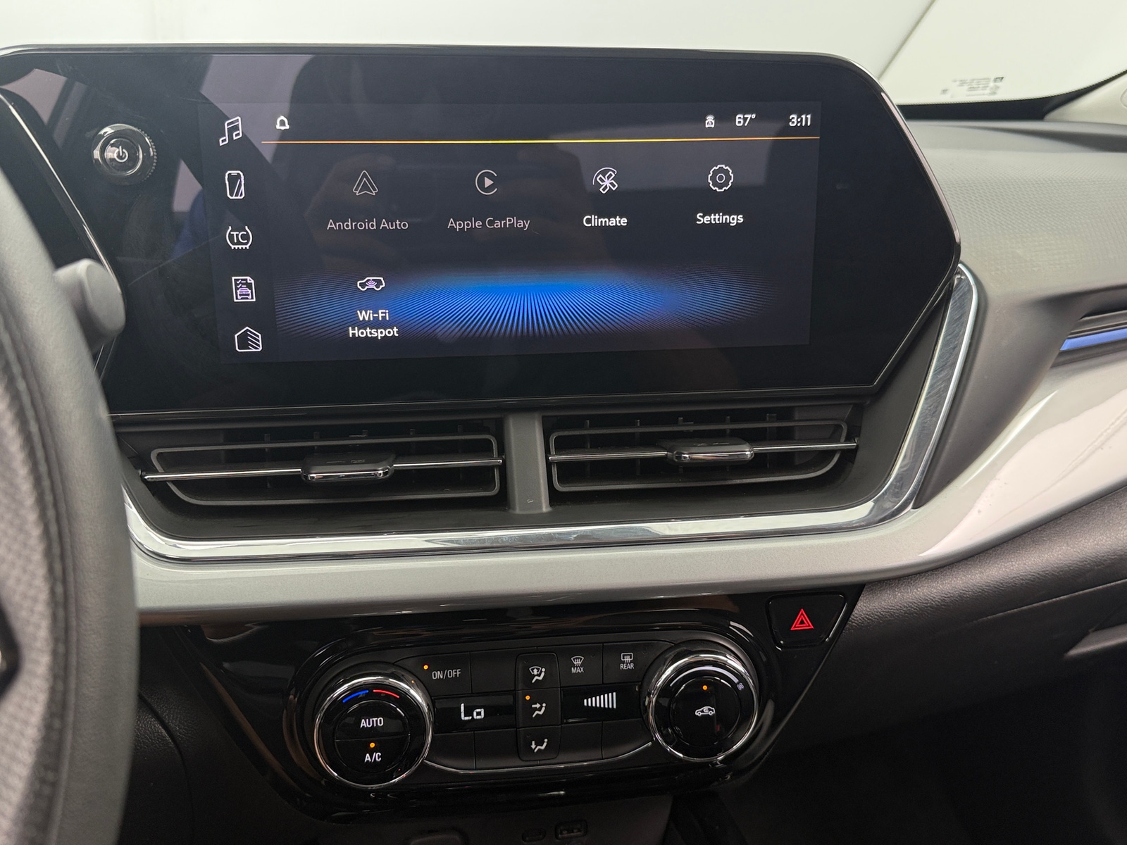 Thumbnail: 2025 Chevrolet Trax - 4