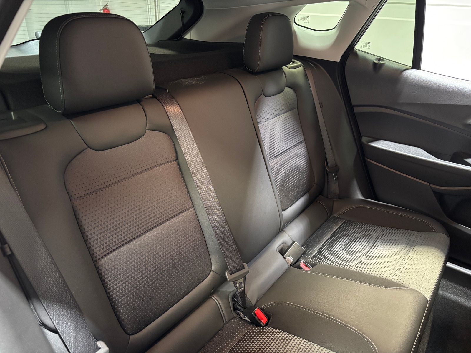 Thumbnail: 2025 Chevrolet Trax - 6