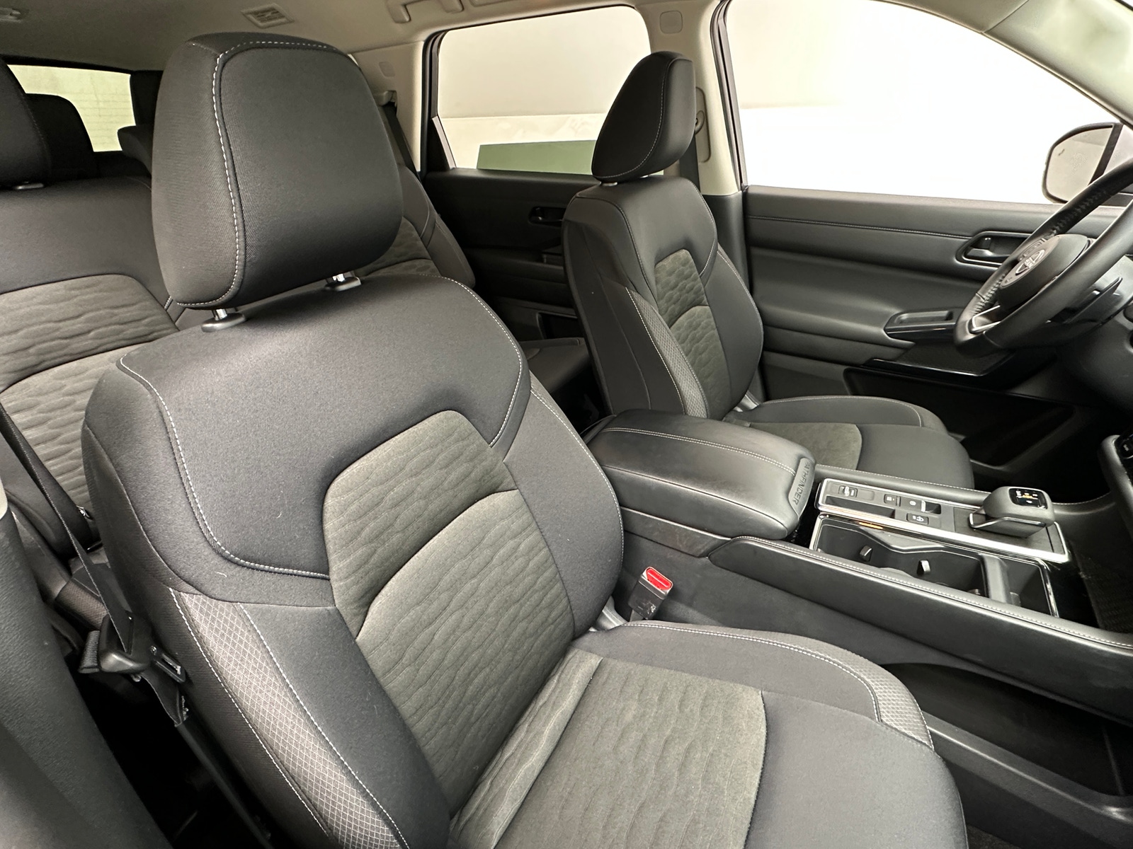 Thumbnail: 2025 Nissan Pathfinder - 2