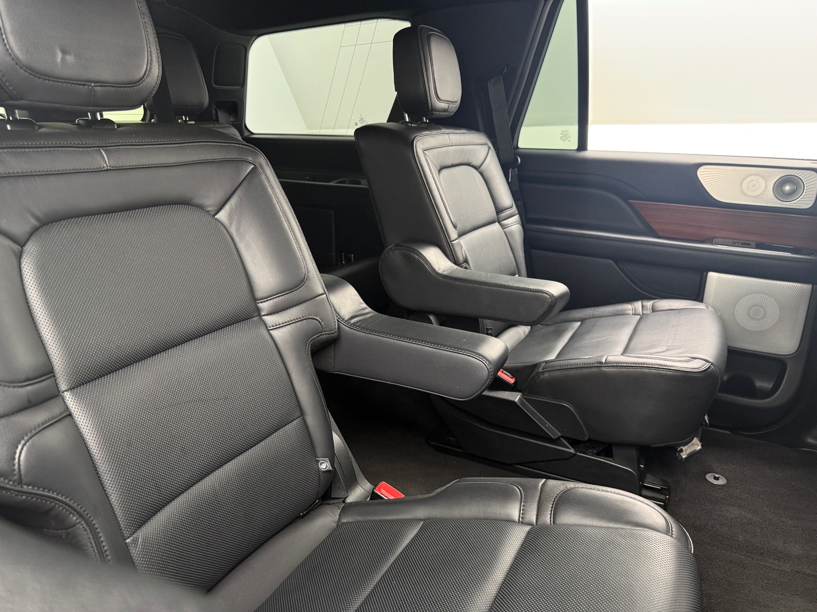 Thumbnail: 2018 Lincoln Navigator - 5