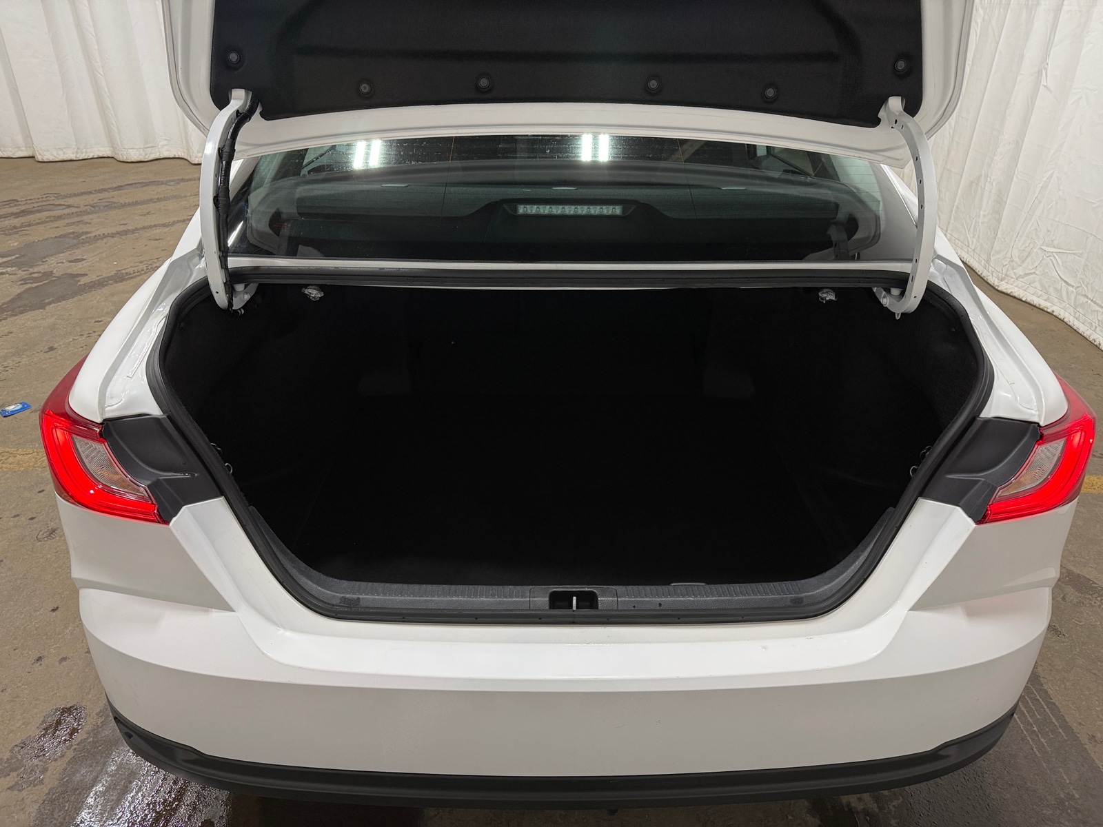 Thumbnail: 2025 Toyota Camry - 7