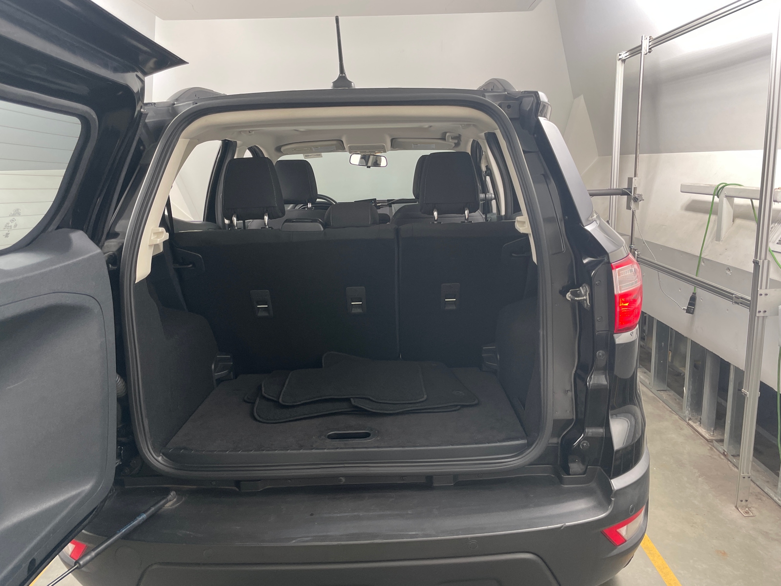 Thumbnail: 2018 Ford EcoSport - 7