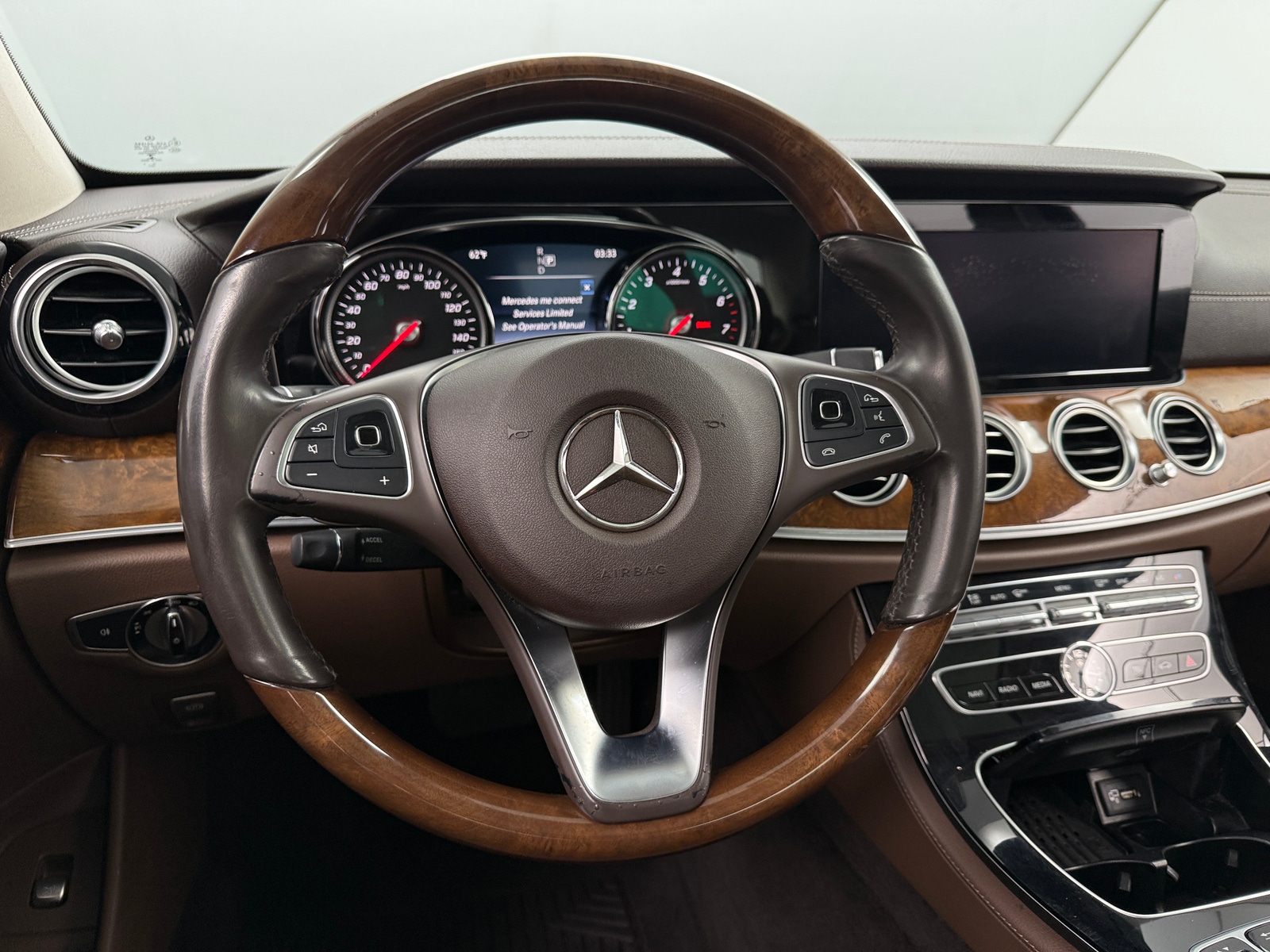 Thumbnail: 2018 Mercedes-Benz E-Class - 4