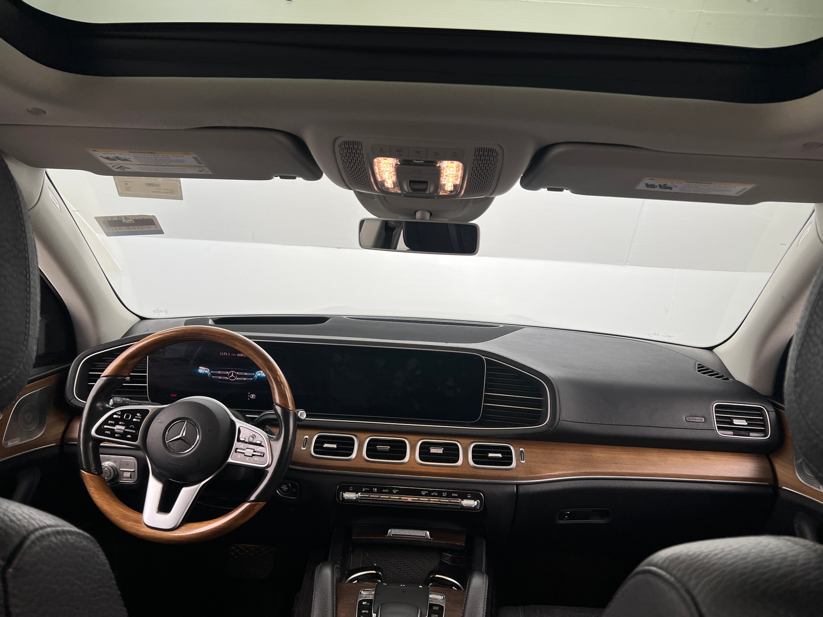 Thumbnail: 2020 Mercedes-Benz GLS - 2