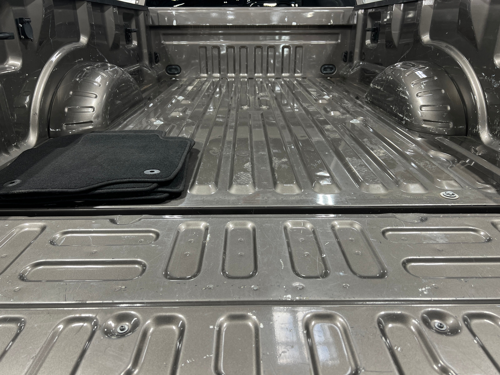 Thumbnail: 2019 Ford Econoline - 7