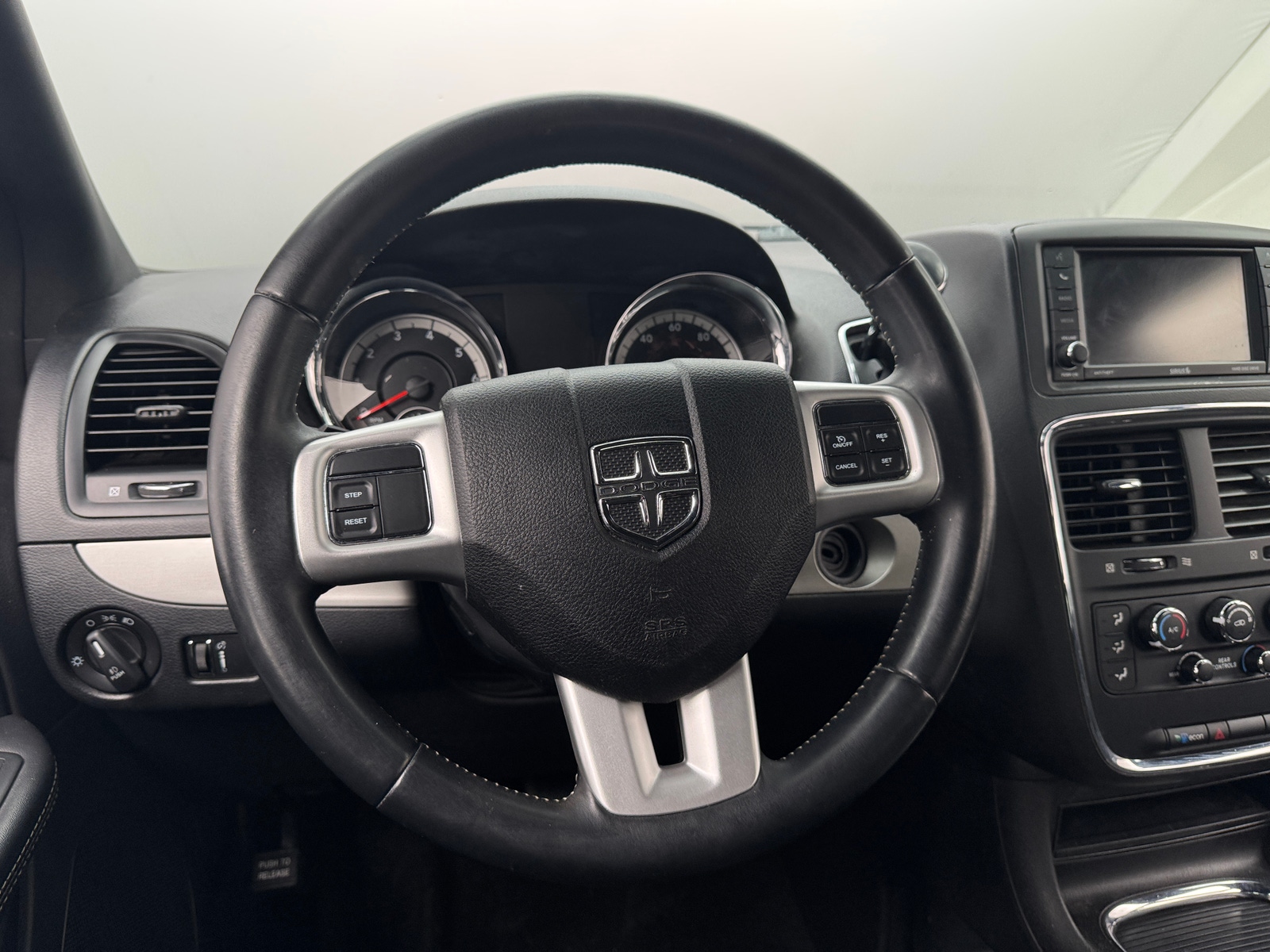 Thumbnail: 2016 Dodge Grand Caravan - 5