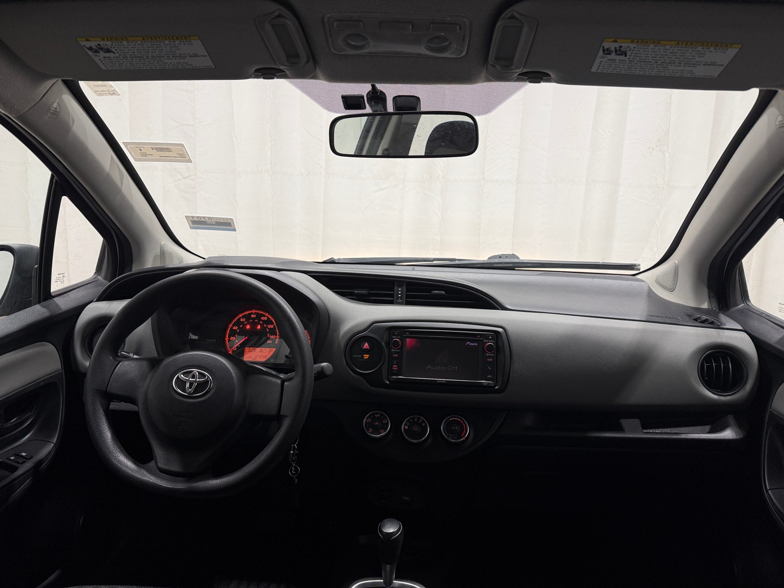 Thumbnail: 2016 Toyota Yaris - 3