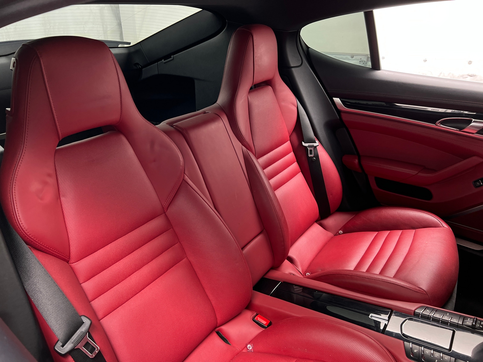 Thumbnail: 2016 Porsche Panamera - 5