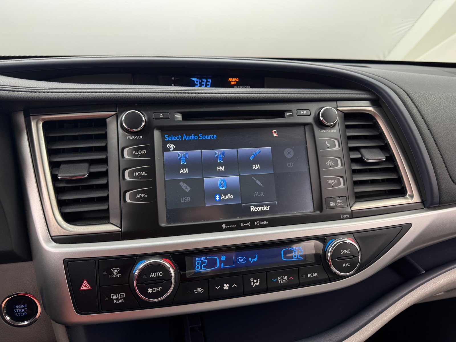 Thumbnail: 2016 Toyota Highlander - 3