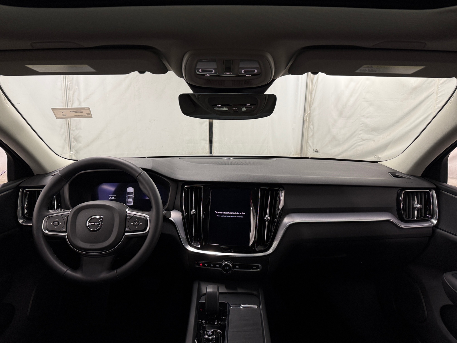 Thumbnail: 2025 Volvo S60 - 2