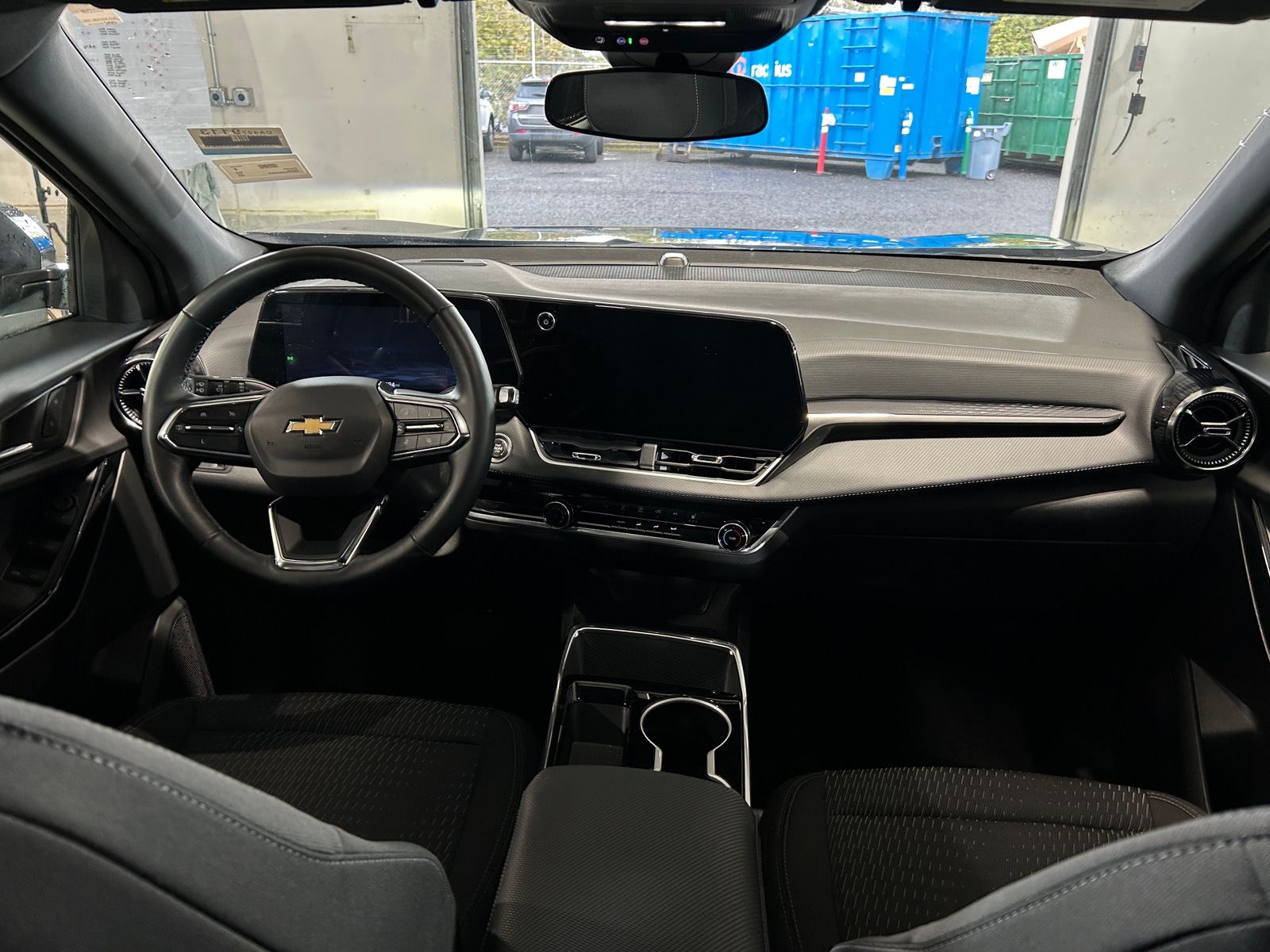 Thumbnail: 2025 Chevrolet Equinox - 3