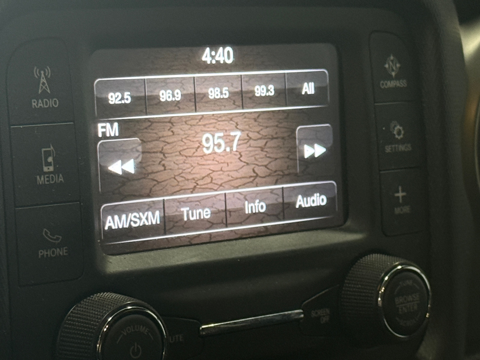 Thumbnail: 2019 Jeep Wrangler - 4