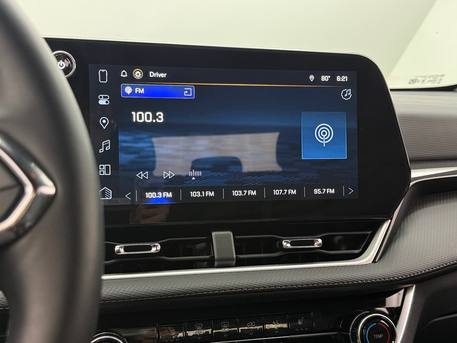 Thumbnail: 2025 Chevrolet Equinox - 4