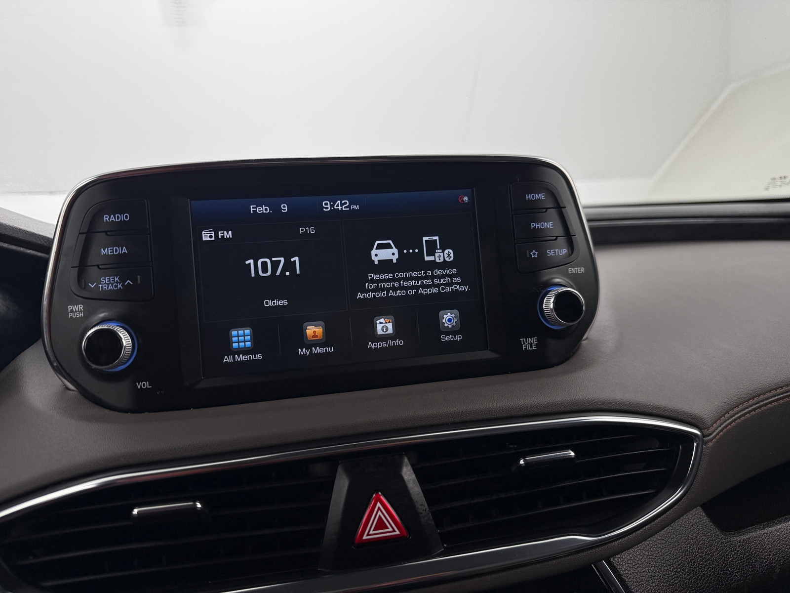 Thumbnail: 2020 Hyundai Santa Fe - 3