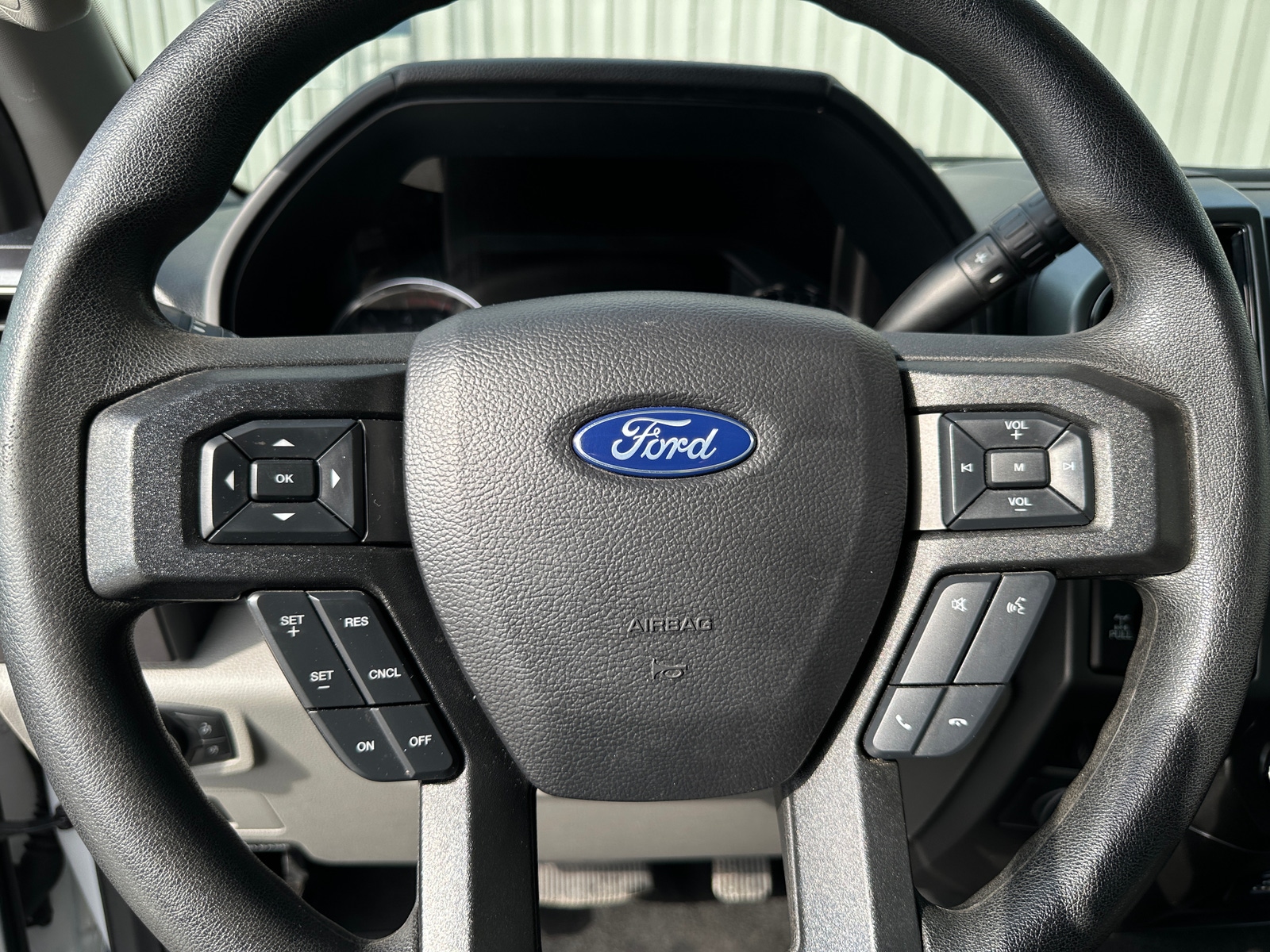 Thumbnail: 2020 Ford Econoline - 5