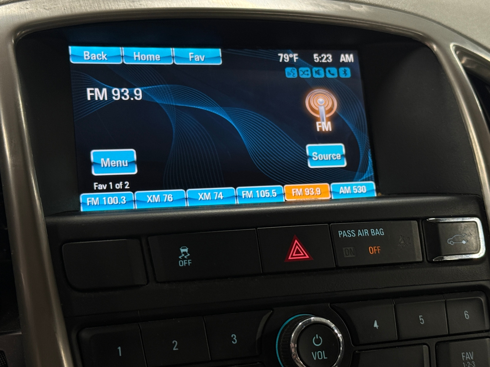 Thumbnail: 2016 Buick Verano - 3