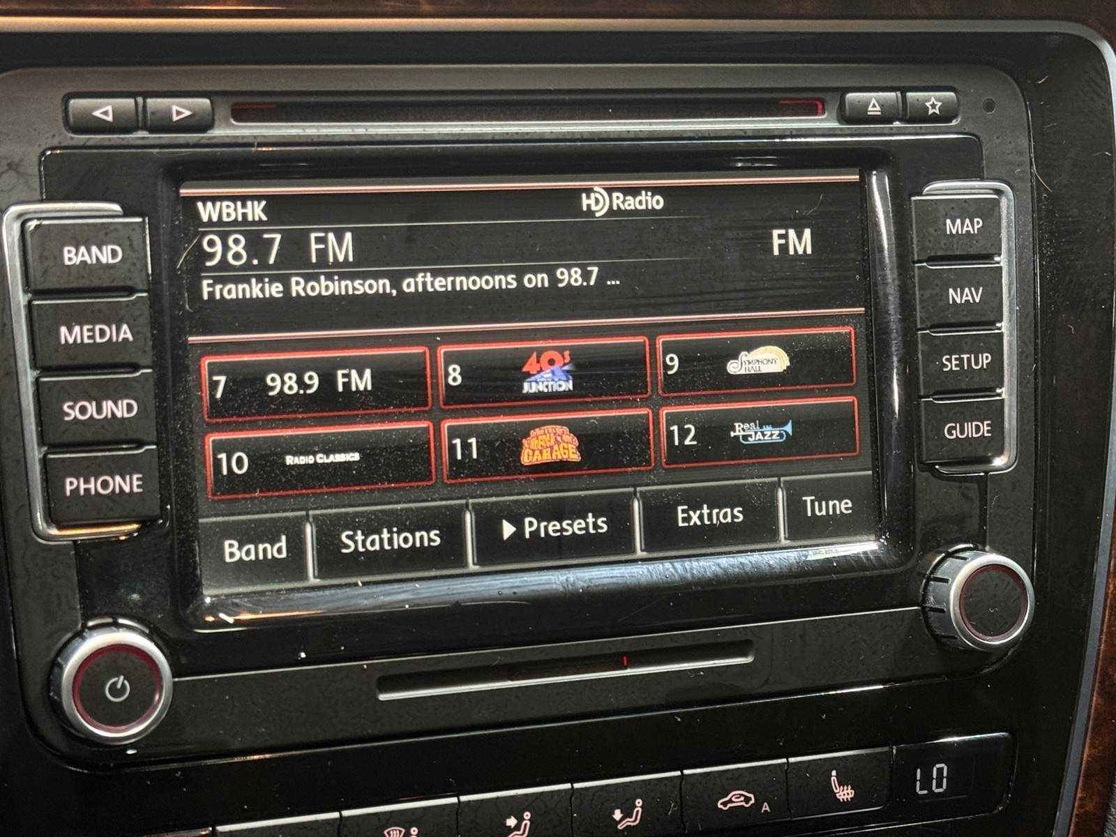 Thumbnail: 2013 Volkswagen Passat - 3