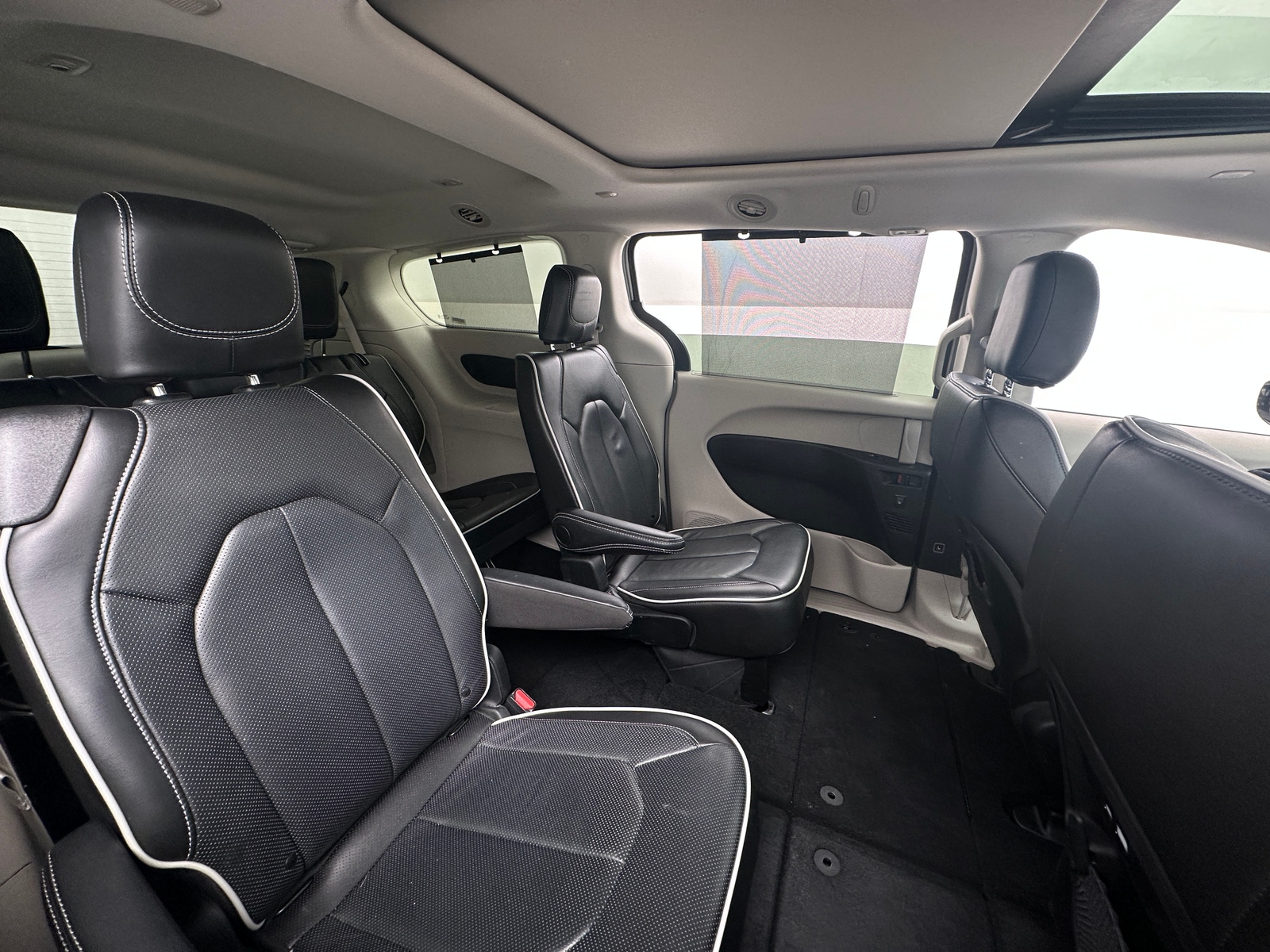 Thumbnail: 2024 Chrysler Pacifica - 5