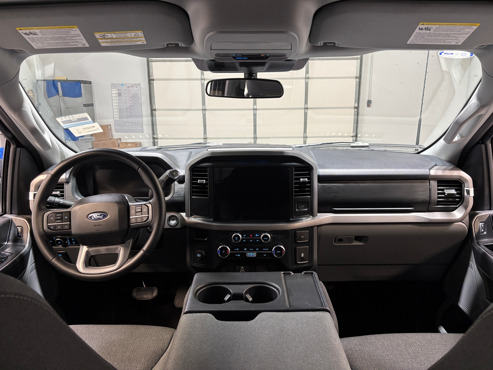 Thumbnail: 2025 Ford Econoline - 3