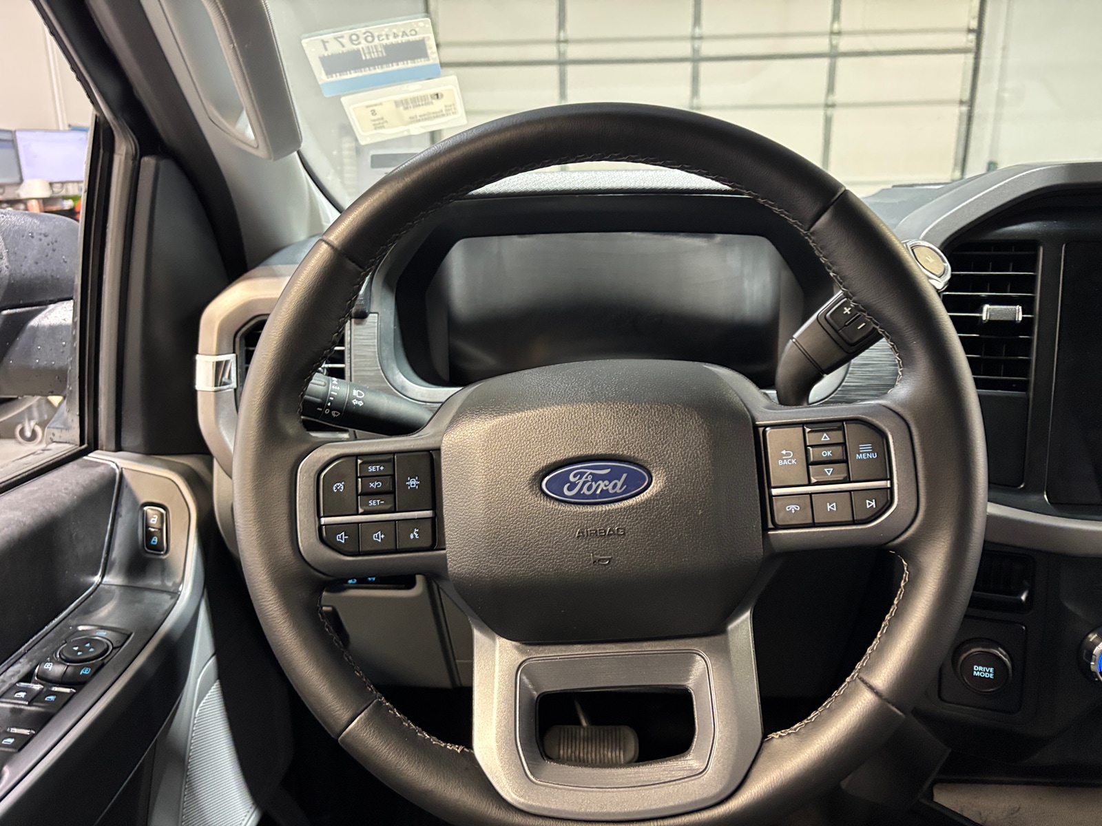 Thumbnail: 2025 Ford Econoline - 5