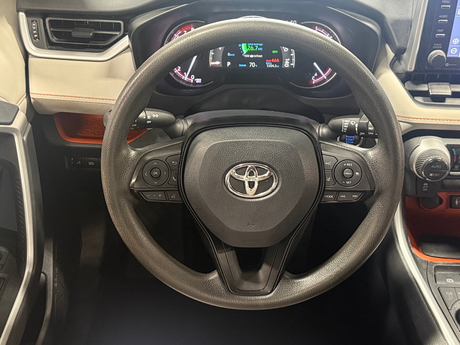 Thumbnail: 2019 Toyota RAV4 - 4