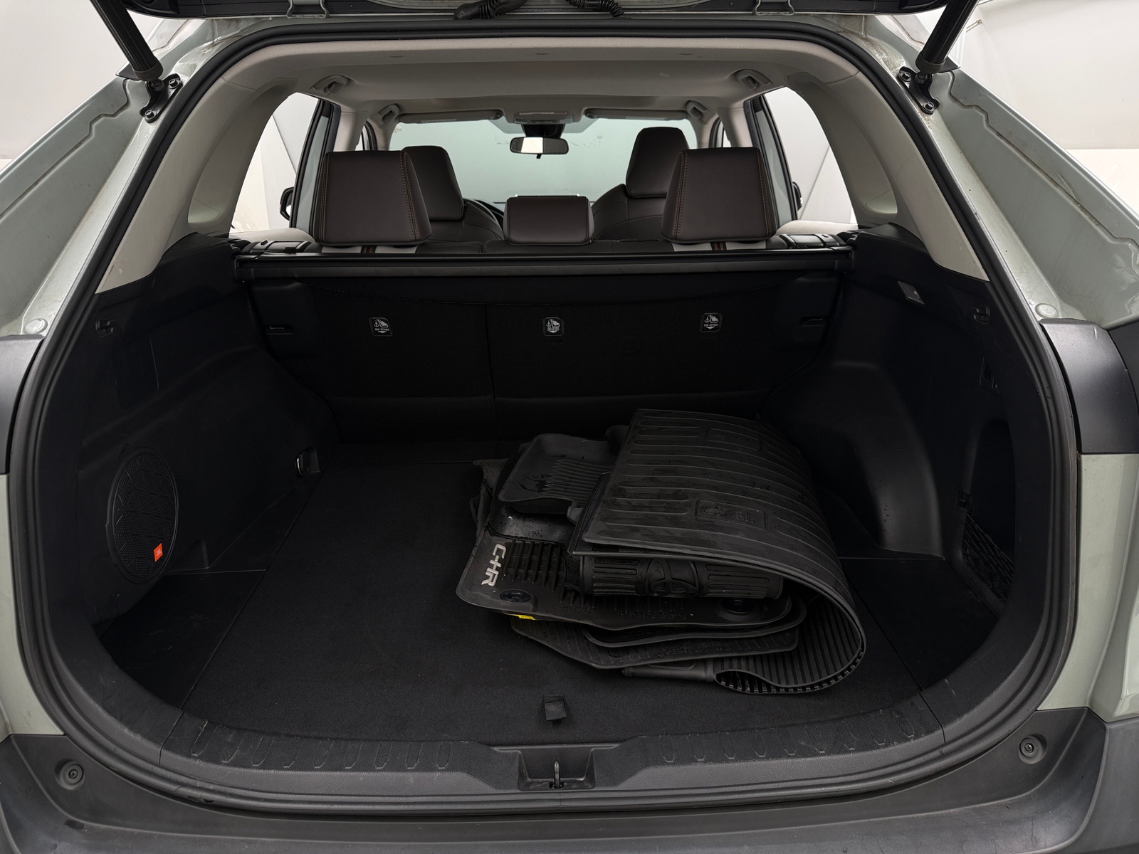 Thumbnail: 2019 Toyota RAV4 - 6