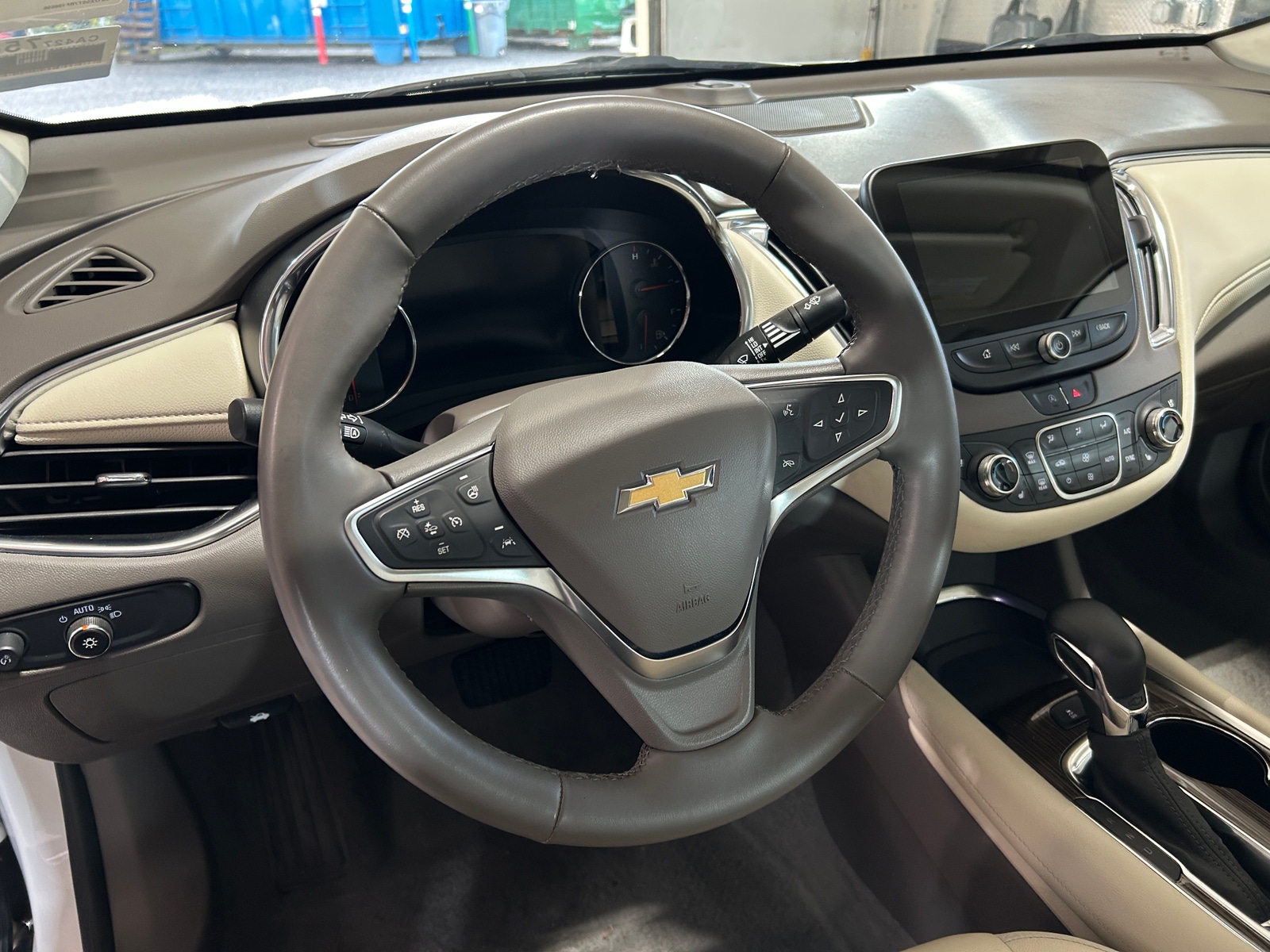 Thumbnail: 2024 Chevrolet Malibu - 4