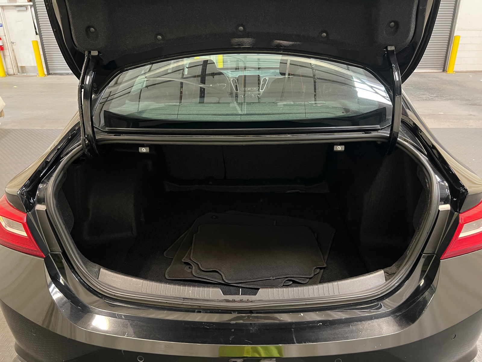 Thumbnail: 2024 Chevrolet Malibu - 7