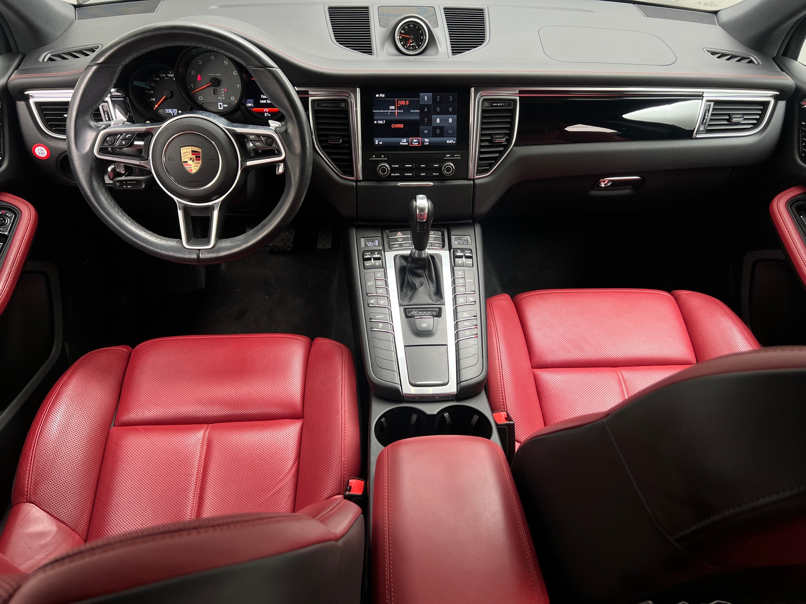 Thumbnail: 2017 Porsche Macan - 2