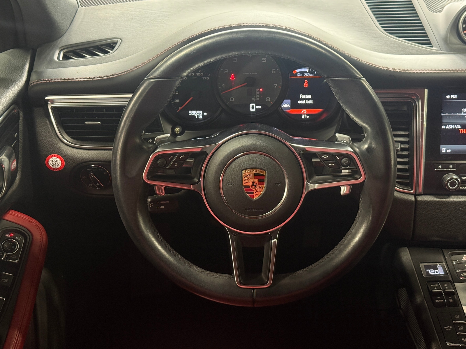 Thumbnail: 2017 Porsche Macan - 4