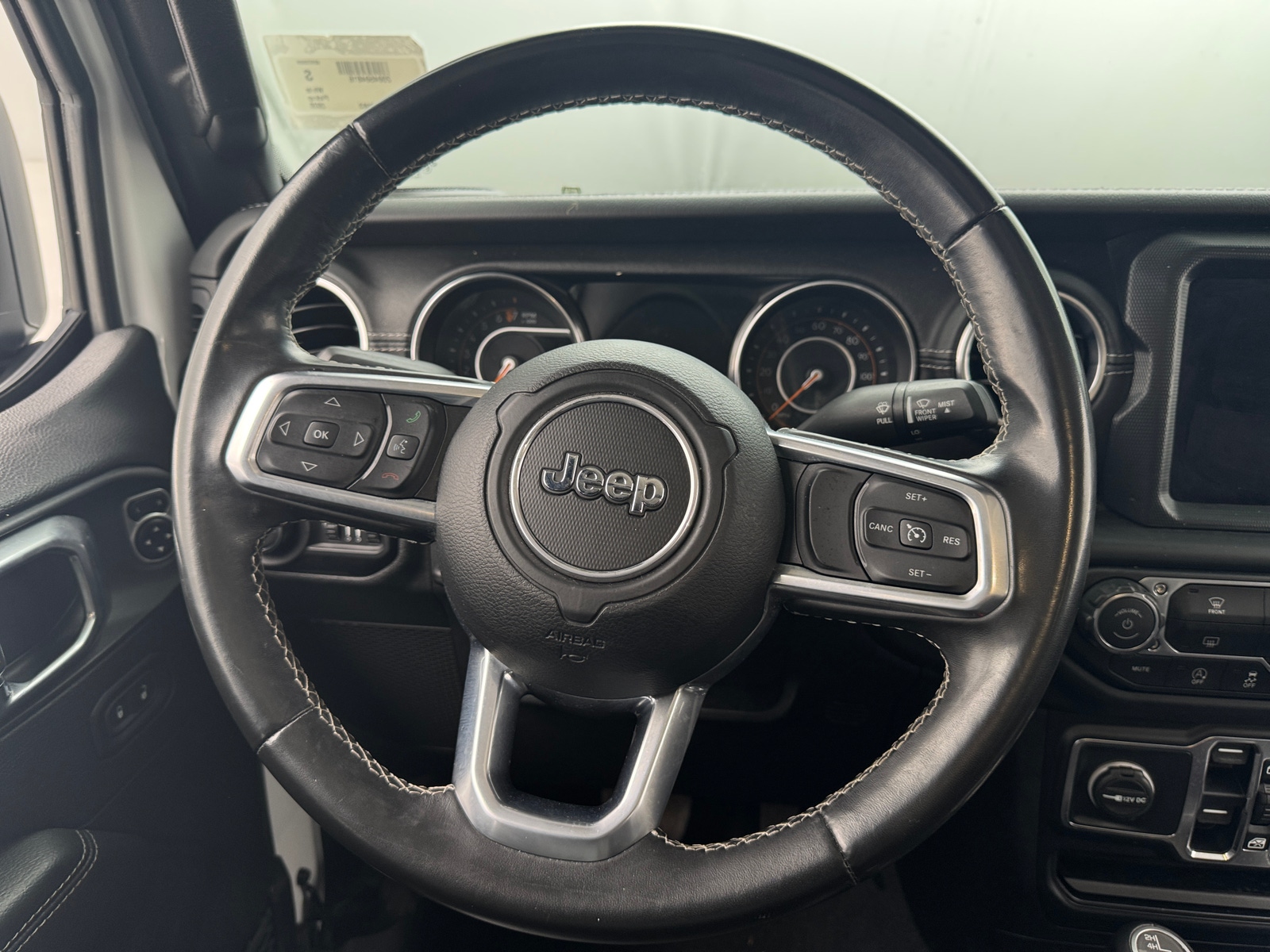 Thumbnail: 2020 Jeep Gladiator - 5