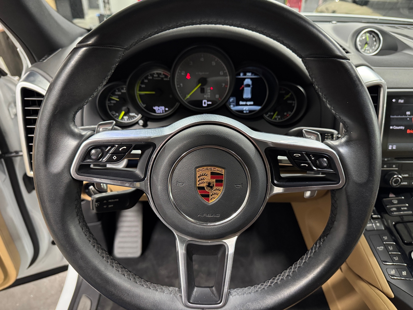 Thumbnail: 2017 Porsche Cayenne - 4