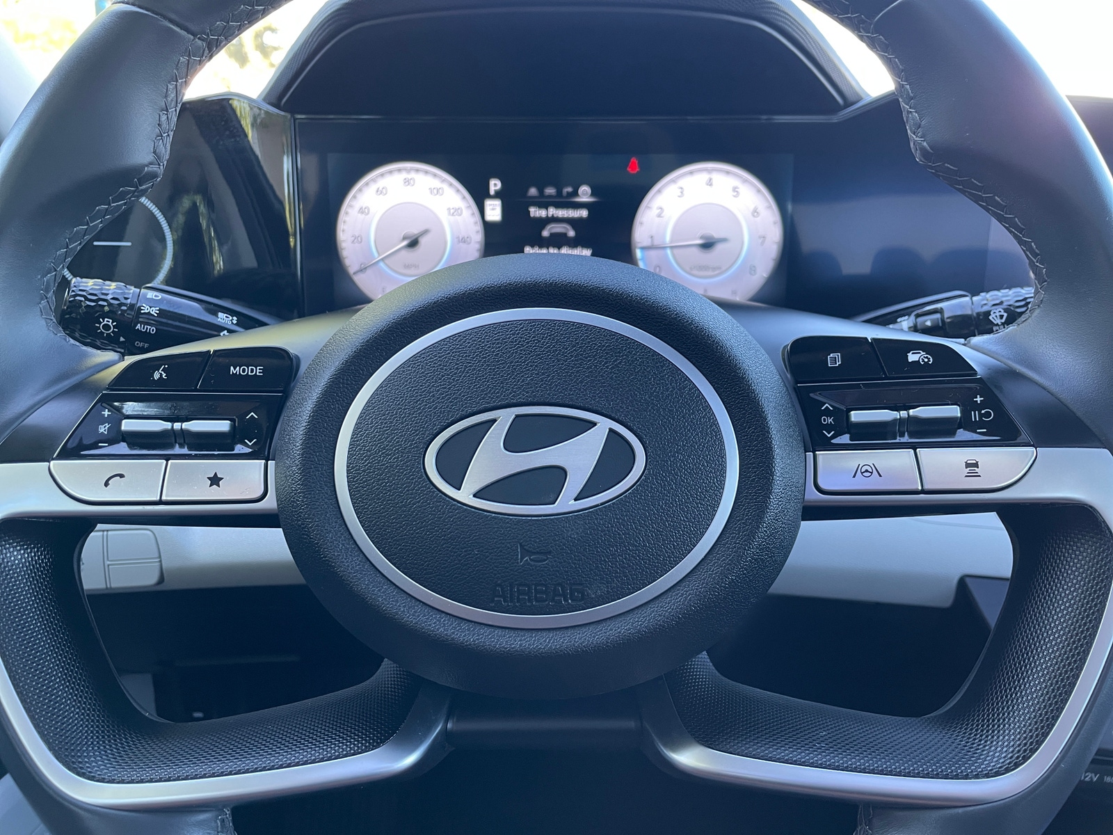 Thumbnail: 2025 Hyundai Elantra - 4