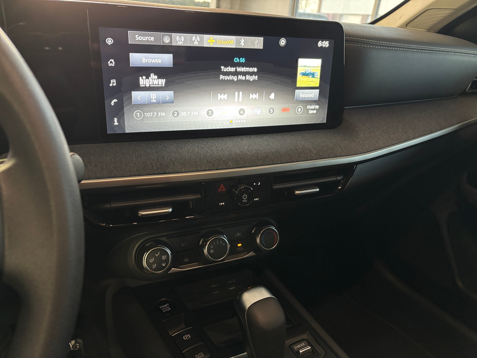 Thumbnail: 2025 Nissan Kicks - 4