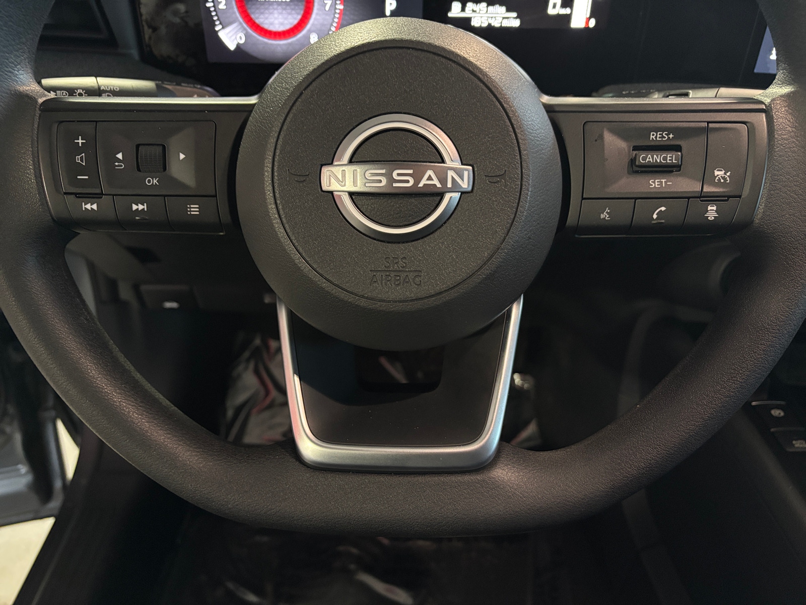 Thumbnail: 2025 Nissan Kicks - 5