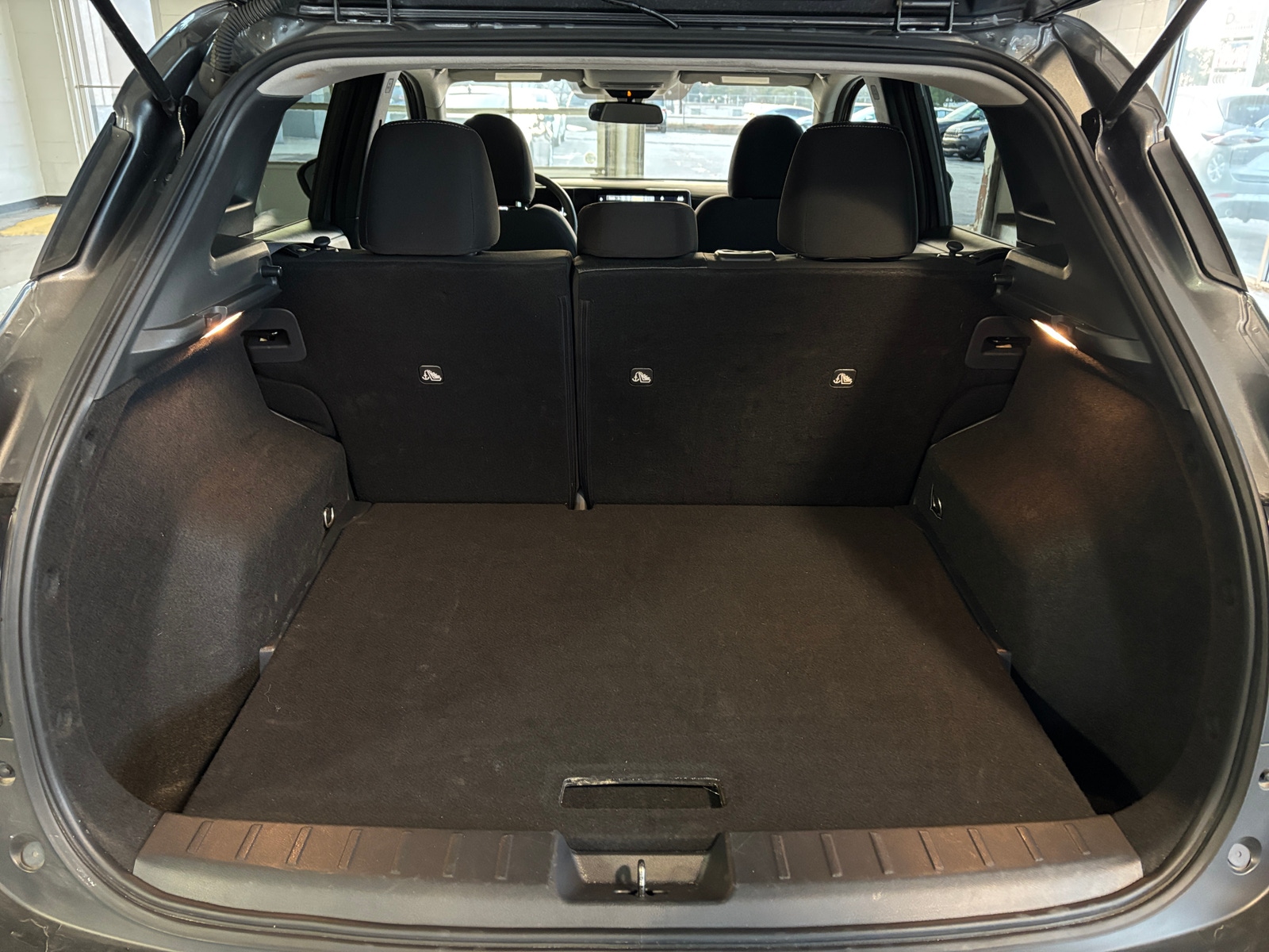 Thumbnail: 2025 Nissan Kicks - 6