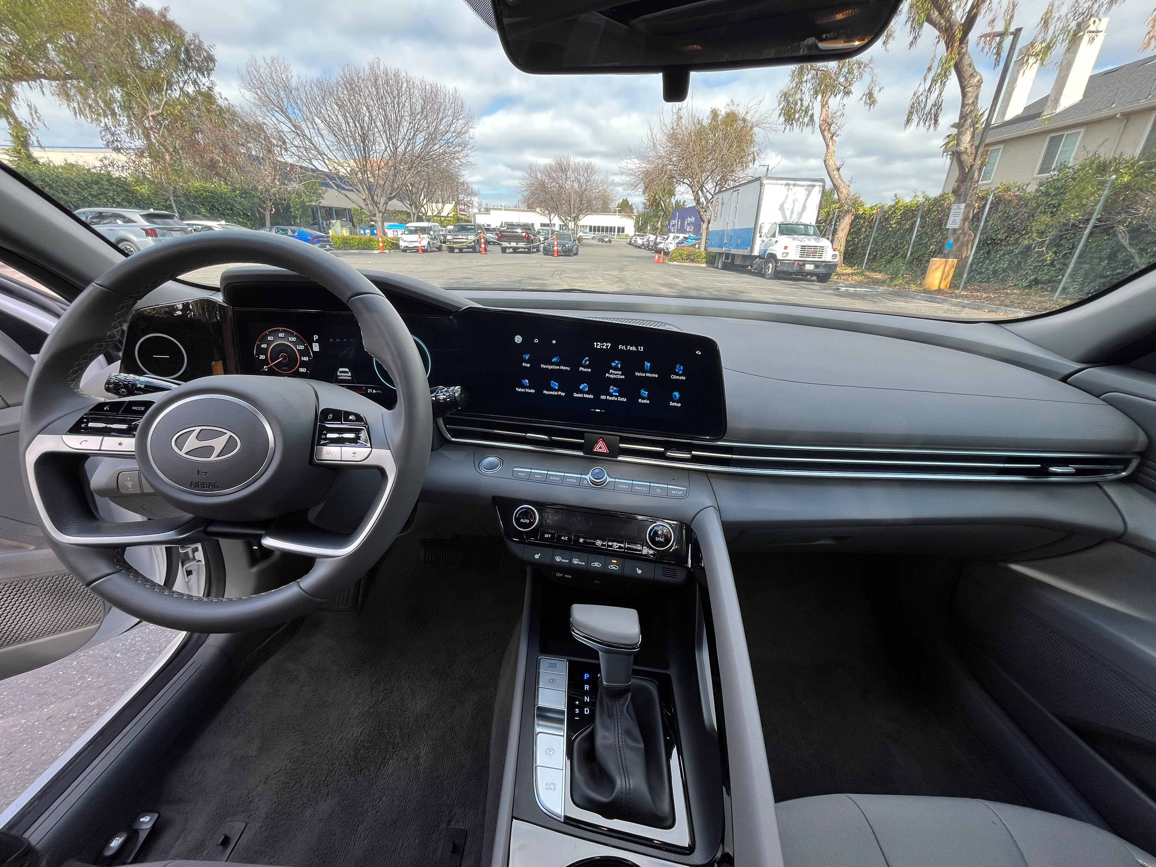 Thumbnail: 2025 Hyundai Elantra - 3