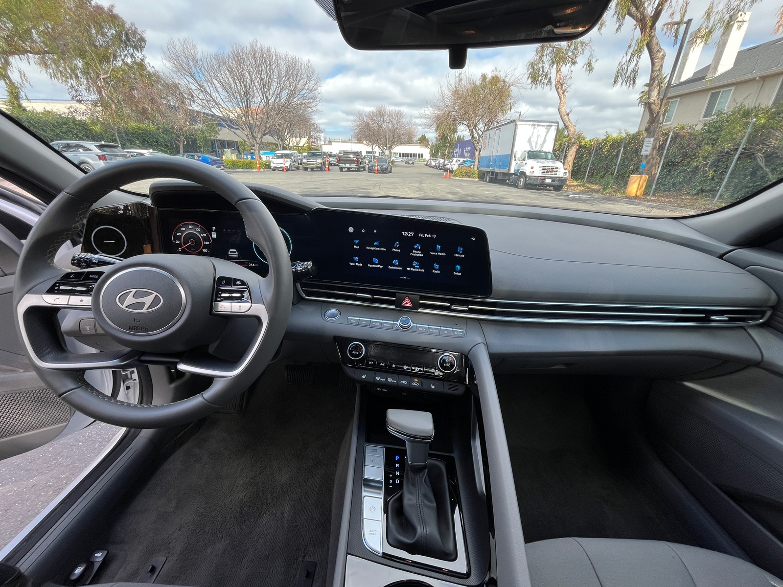 Thumbnail: 2025 Hyundai Elantra - 3