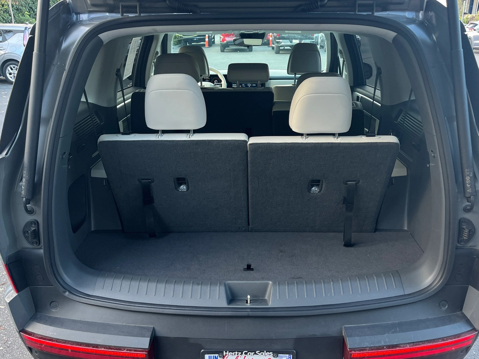 Thumbnail: 2025 Hyundai Santa Fe - 5