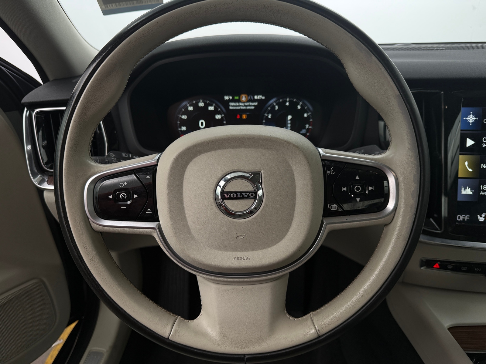 Thumbnail: 2019 Volvo S60 - 4